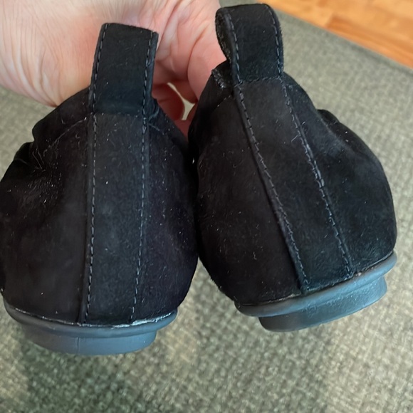 Fitflop black suede flats (sz 6) - Picture 9 of 9